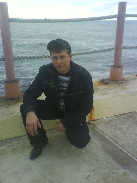 Андрей Зотов