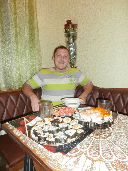 Антон Ревенко