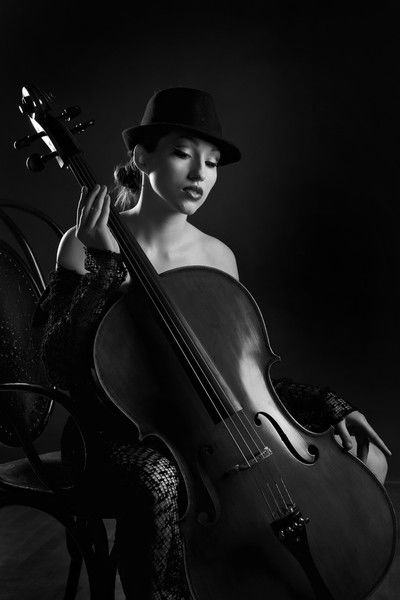 Cello .