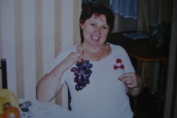 Елена Попазова