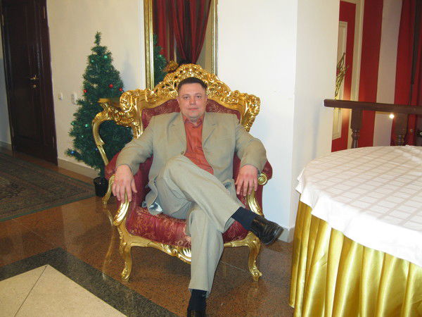 Александр Томских