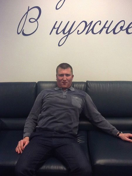 Слава Тарасов