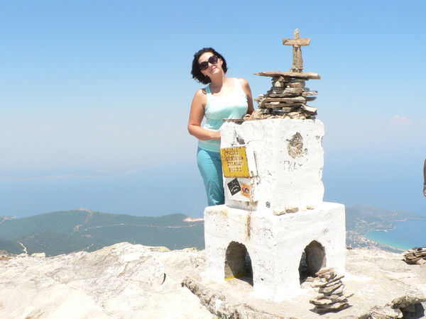 Неизвестно Неизвестно