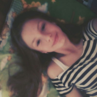 Юнелия Карева