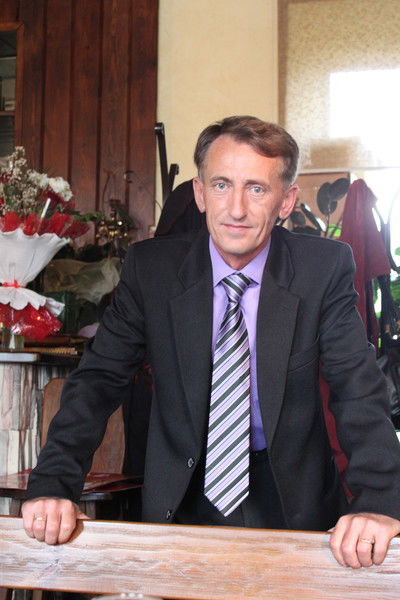 Владимир Зенгер