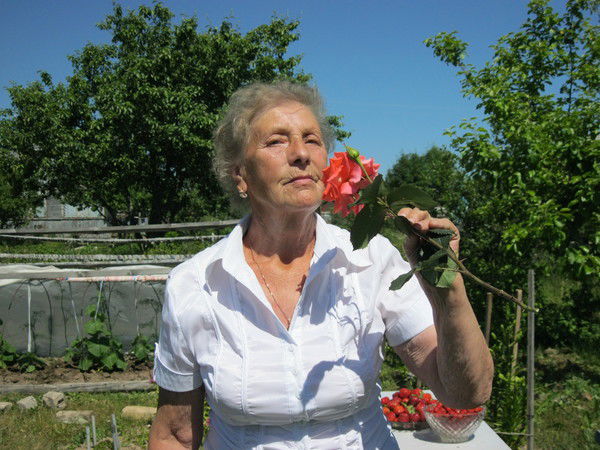 Альбина Сама По Себе...