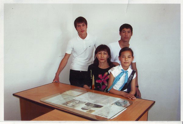 Ляззат Сарыбаева