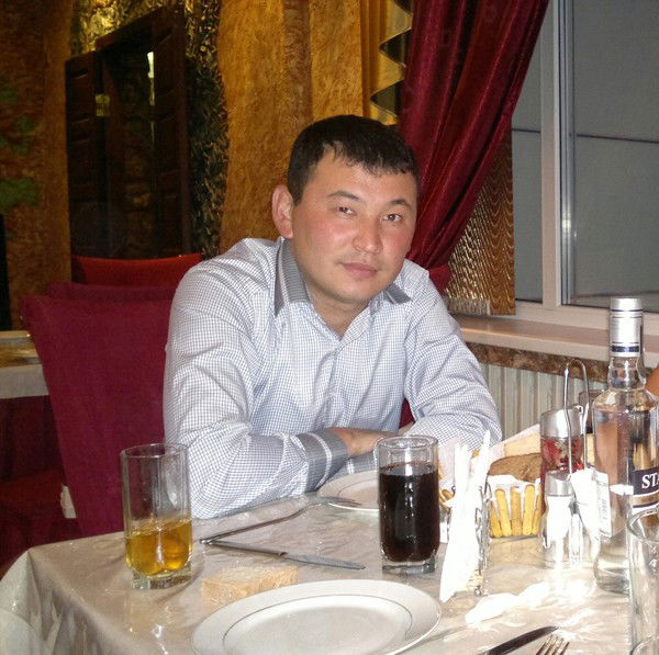 Нуржан Досболганов