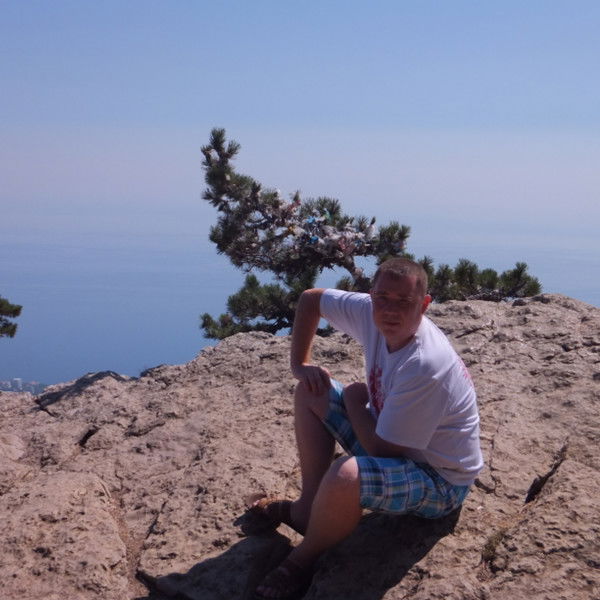 Роман Воронков