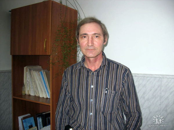 Виктор Сурков