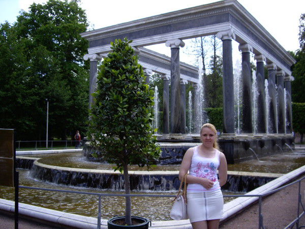 Алеся Сафонова