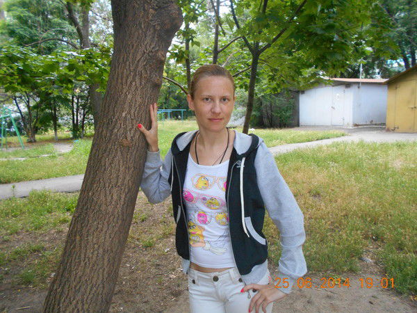 Оксана Непомящая