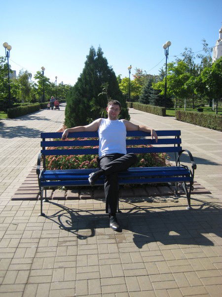 Александр Гребенников