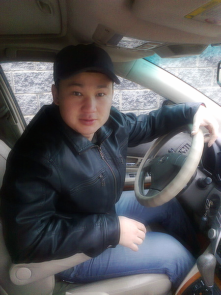 Азамат Сабуров