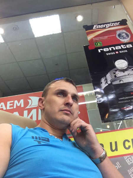 Евгений Лазарев