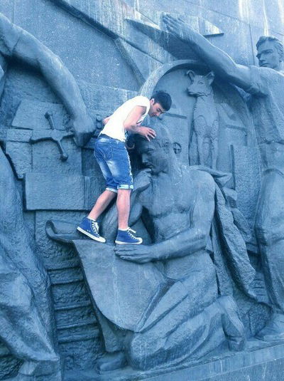 Максим Александров