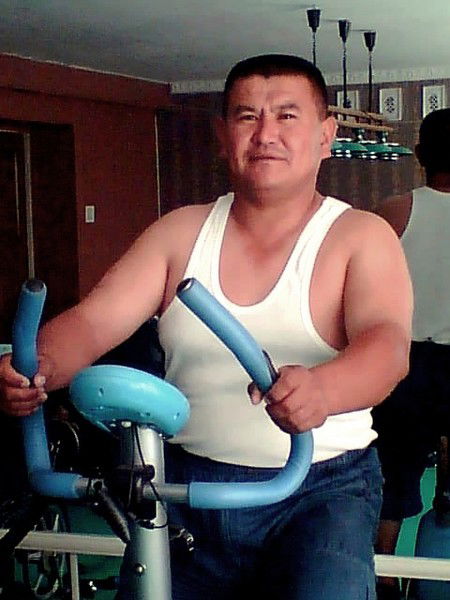 Азат Байсакалов