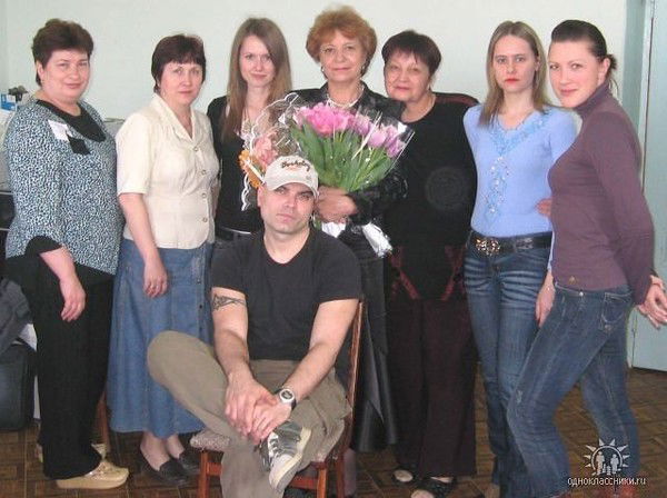 Оля Землякова