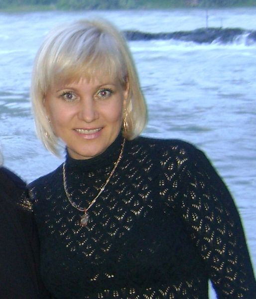 Елена Десятова
