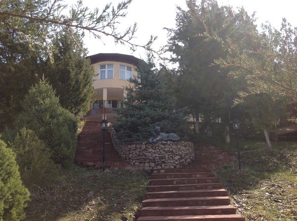 Зона Отдыха" Красные Скалы" Ущелье Бургу