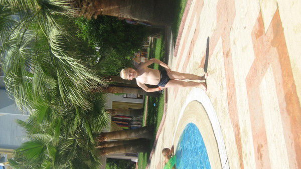 Елена Елена