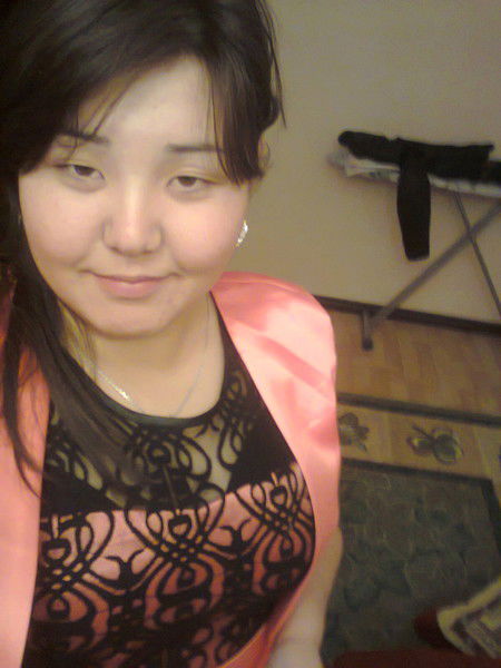 Айнура Сериковна