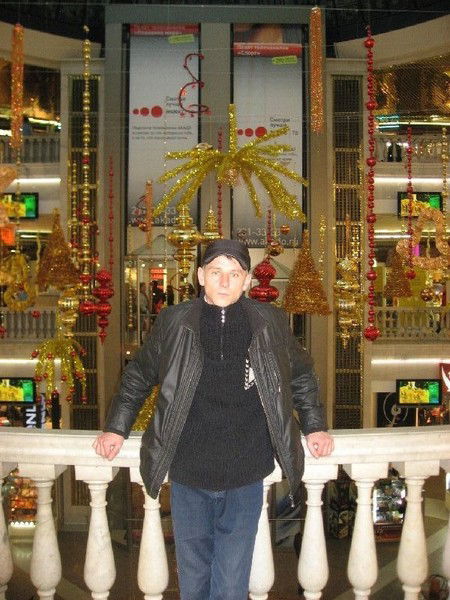 Анатолий Степанов