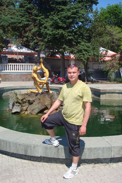 Коля Иванов