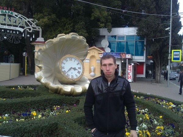 Максим Газиев