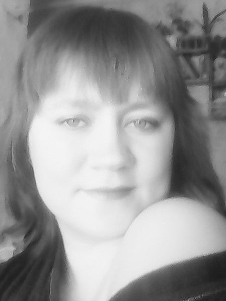 Александра Попова