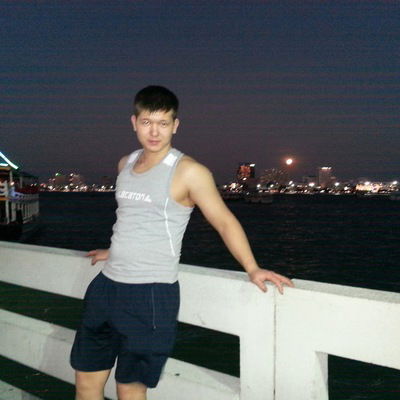 Владимир Шарапов