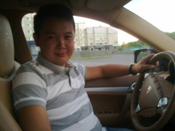 Нуржан Слямов