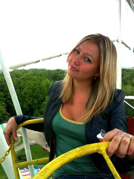 Алёнка Сахарова