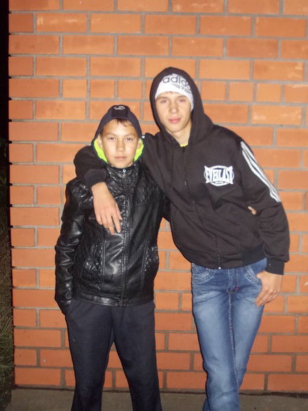 Артем Исенов