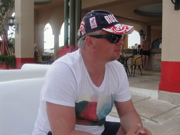 Алексей Безотосный