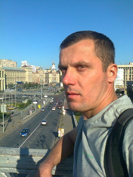 Виталий Олейник