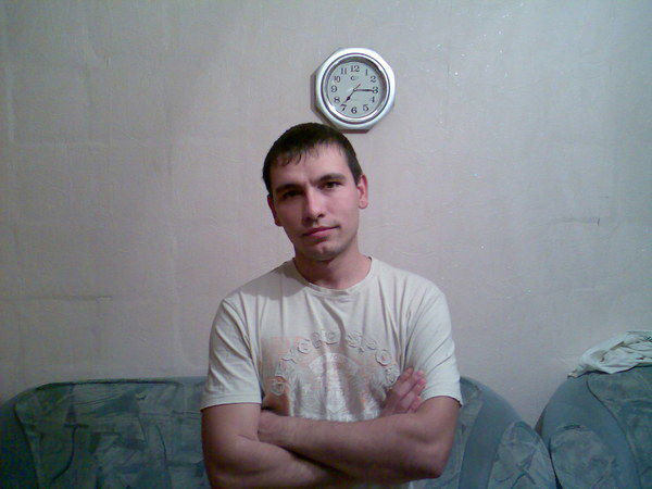 Рафаэль Охотников