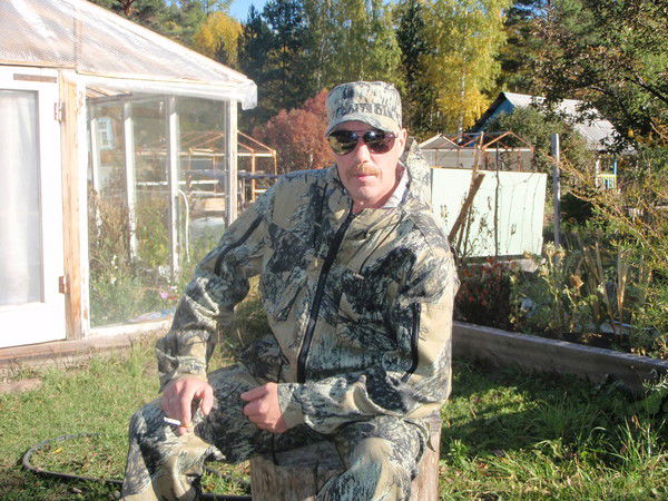 Виктор Костюшов