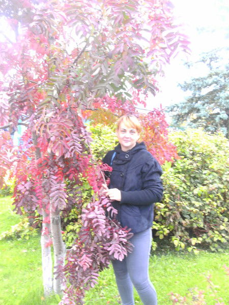 Алёна Хмельнова