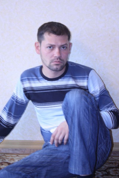 Максим Комаров