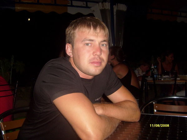 Неизвестно Неизвестно