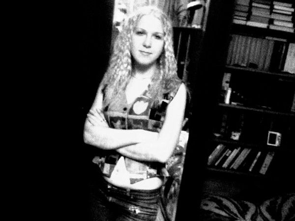 Лена Юрлова