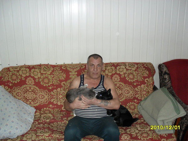 Юрий Устинов