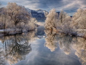 Лариса Храпова