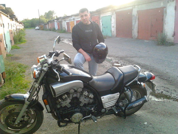 Стас Комоватов