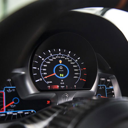 Влад Антипов