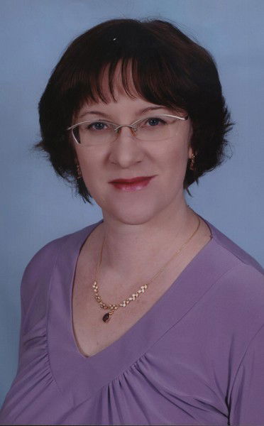 Елена Докучаева