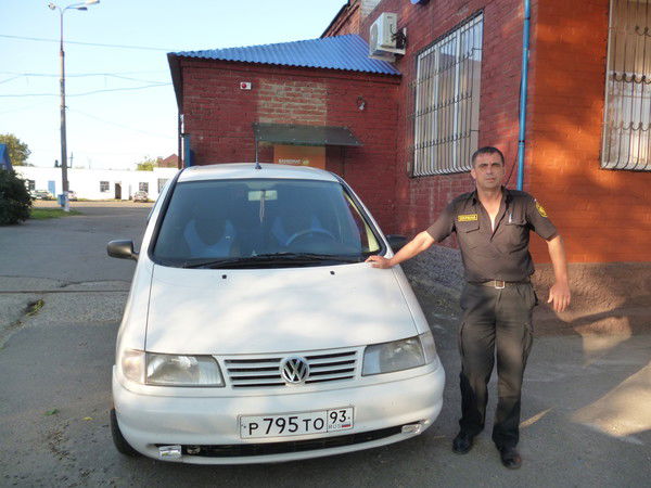 Олег Лазенков