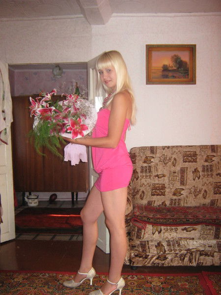 Галя Леонова