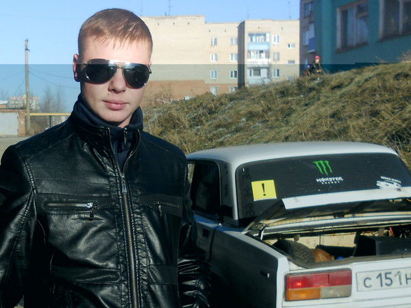 Андрей Свалов